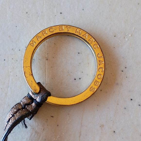 Marc Jacobs Metallic Leather Coin Purse - Picture 3 of 11